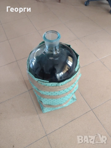 Дамаджана, снимка 2 - Буркани, бутилки и капачки - 53263255