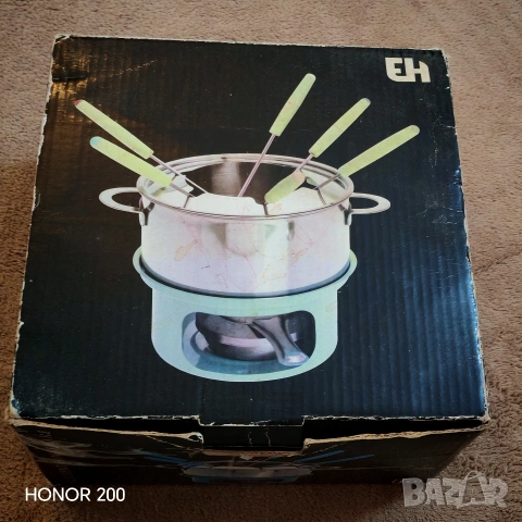 Уред за фондю. 