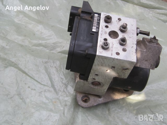 Помпа ABS за Mercedes-Benz CLK-Class (W208) (1997 - 2002) 0265202464 Bosch A0034319612, снимка 1