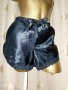 М/L Черни къси сатенени шорти , снимка 1