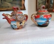 Японски комплект захарница и каничка за чай Satsuma. С богато рисувана релефна декорация. , снимка 3