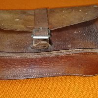 Стара кожена чантичка, снимка 3 - Антикварни и старинни предмети - 44309482