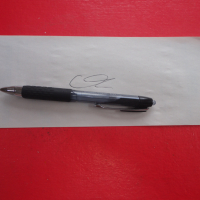 Страхотен химикал химикалка Uni Ball Signo, снимка 5 - Ученически пособия, канцеларски материали - 44733515