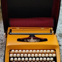 пишеща машина- на латиница , снимка 6 - Антикварни и старинни предмети - 42310537