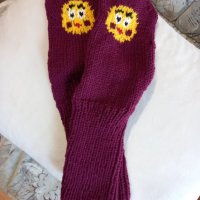 Ръчно плетени мъжки чорапи с емотикон. Размер 42, снимка 1 - Мъжки чорапи - 42253479