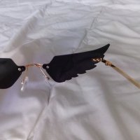 Слънчеви очила във формата на криле, снимка 4 - Слънчеви и диоптрични очила - 33801407