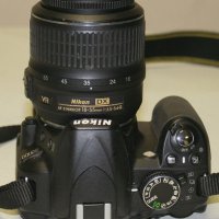 Фотоапарат Nikon D3100 с обектив Nikkor AF-S 18-55 VR, снимка 4 - Фотоапарати - 42630790