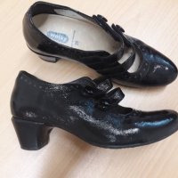 Оригинални, анатомични дамски обувки от естествен лак Wolky, снимка 2 - Дамски елегантни обувки - 37997890
