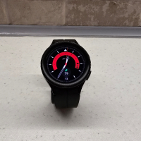 Samsung Galaxy Watch 5 Pro , снимка 3 - Смарт часовници - 44745387