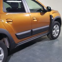 Комплект ( 12 части ) лайсни за врати и калници за Dacia Duster 2018 +, снимка 8 - Аксесоари и консумативи - 39793682
