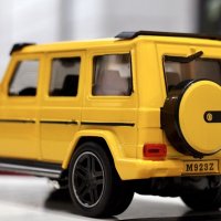 Метални колички: Mercedes-Benz BRABUS / G-Wagon (Мерцедес-Бенц Брабус), снимка 4 - Колекции - 31124957