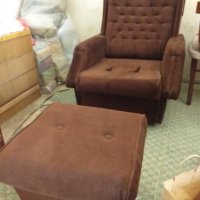 Продавам фотьойл и табуретка в запазено състояние, снимка 2 - Дивани и мека мебел - 38513516