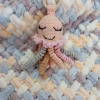 Комплект Бебешко одеяло и играчка октопод с дървена дръжка , снимка 1 - Комплекти за бебе - 44695774