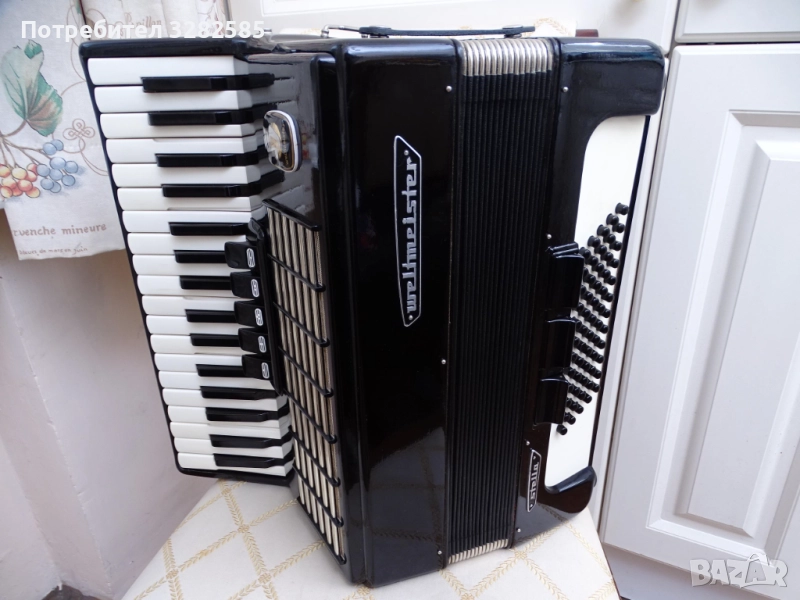 Акордеон Велтмайстер Стела 60 баса, снимка 1