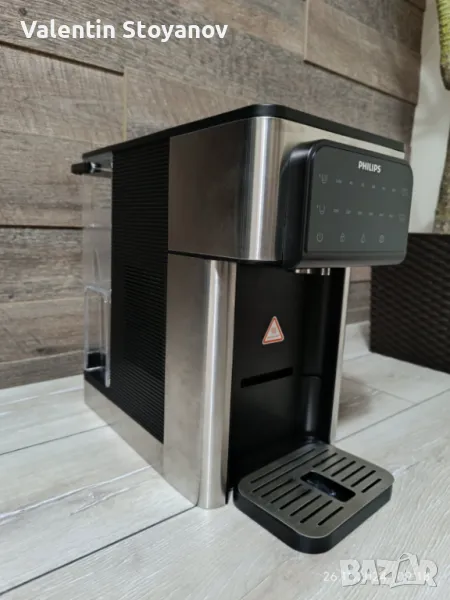 Диспенсър за вода philips ADD5980M, снимка 1