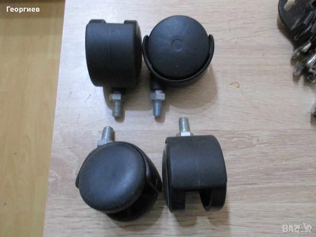 Крачета /колелца /за мебели 4бр., снимка 1