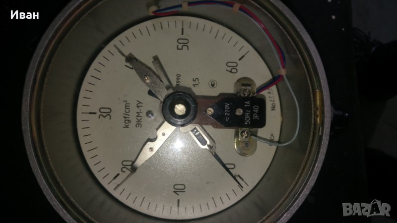 Електро-контактен манометър, снимка 1
