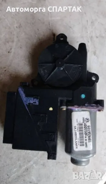 ДВИГАТЕЛ НА ПРОЗОРЪТ ПРЕДЕН ЛЯВ SKODA FABIA I 601959801, снимка 1