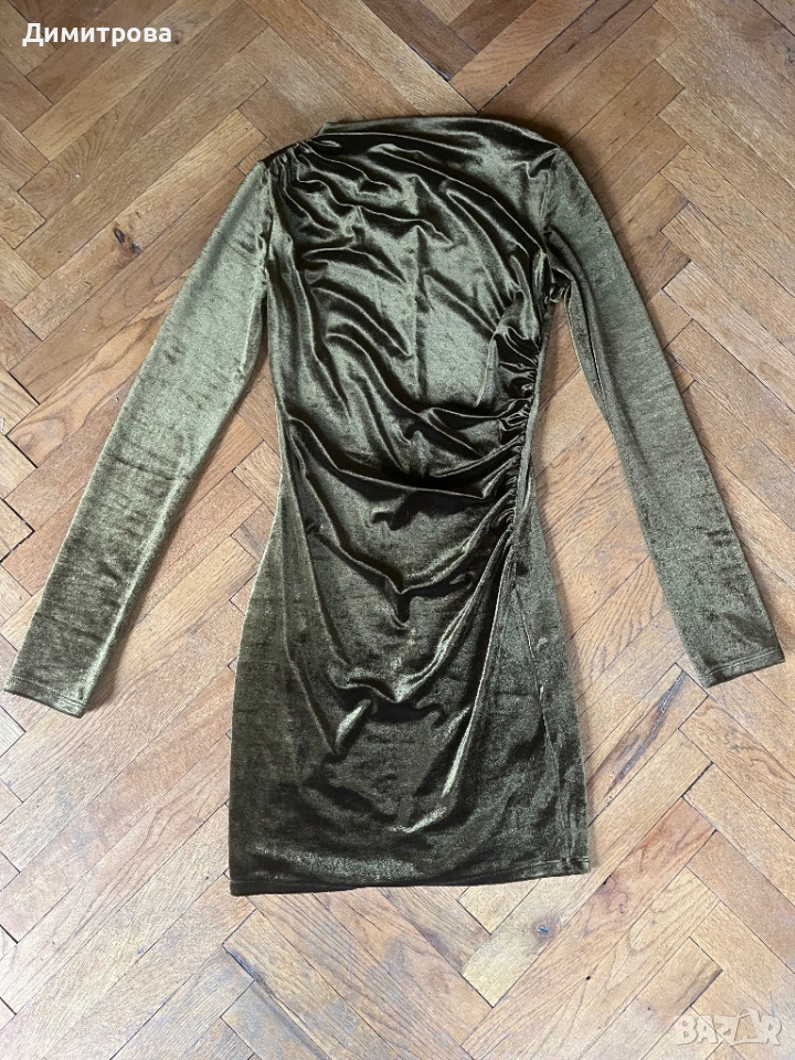 Рокля кадифе, снимка 1