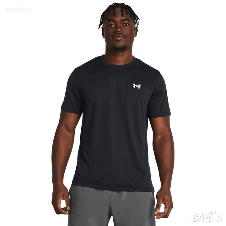 Under Armour Оригинална Фитнес Тениска Черна, снимка 1