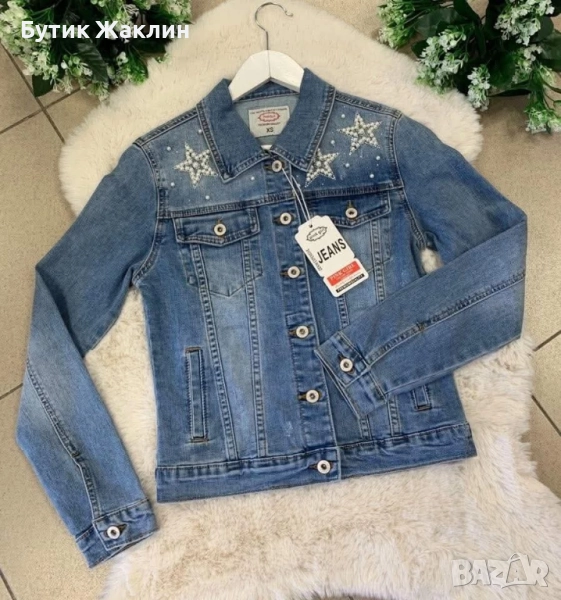 Дамско дънково яке с перли, снимка 1