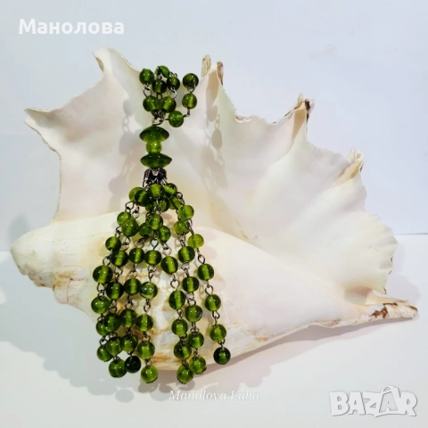 Винтидж колие, изработено от прозрачни зелени мъниста., снимка 2 - Колиета, медальони, синджири - 54130185