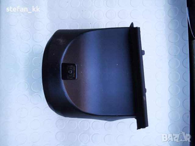 Пластмаса около волан БМВ Е 36 отлична, снимка 2 - Части - 42872029