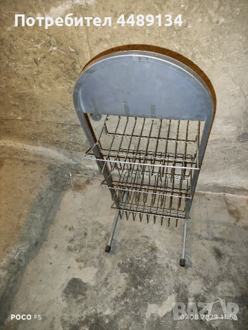 Метален стелаж за продукти с място за реклама, снимка 2 - Стелажи и щандове - 51286142