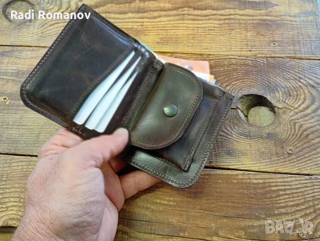 Ръчно изработен мъжки кожен портфейл , снимка 2 - Подаръци за мъже - 56226553