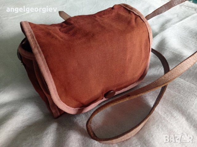 Фотоапарат Kodak Brownie Cresta. 1955г., снимка 7 - Антикварни и старинни предмети - 52774541