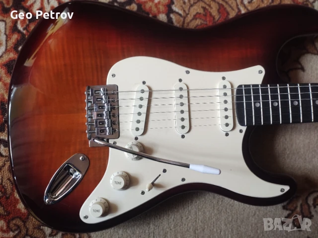 Електрическа китара Washburn Sonamaster (адаптери от Fender Japan)