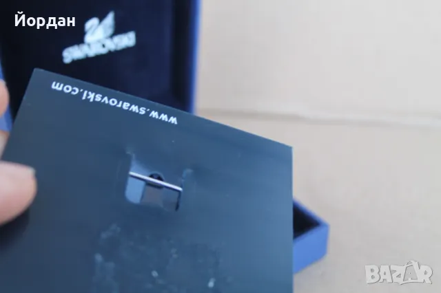 Брошка ''Swarovski'', снимка 6 - Други - 49961230