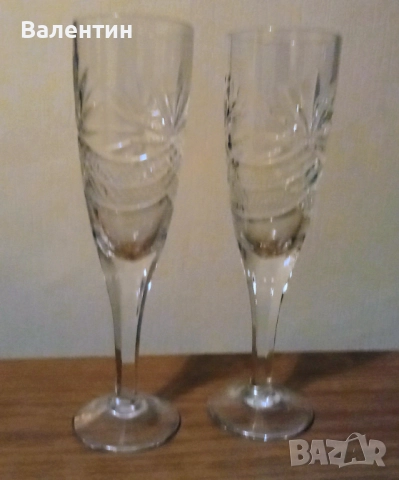 Две прекрасни кристални руски чаши подходящи за сватбено тържество 