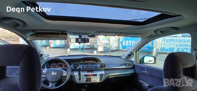 Honda fr-v автоматик с газ, снимка 3 - Автомобили и джипове - 54159829