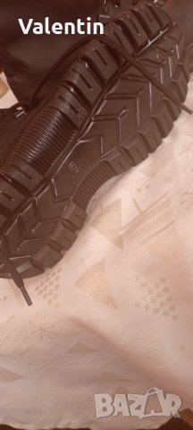 Продавам нови кубинки, снимка 5 - Мъжки боти - 35488128