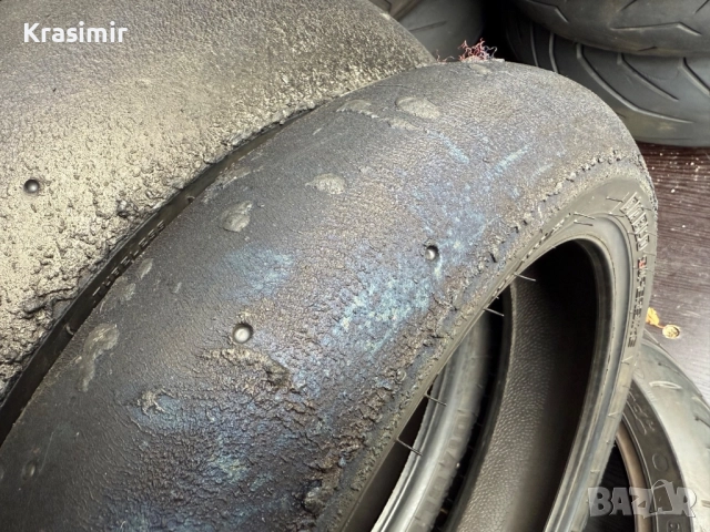 Комплект мото сликове PIRELLI Diablo Superbike SC1, снимка 7 - Гуми и джанти - 52302614