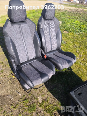 Продавам седалки за Пежо 3008 2018 1.6