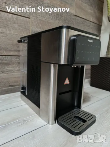 Диспенсър за вода philips ADD5980M, снимка 1