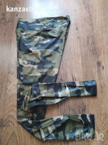 NIKE Dri-Fit Camo Tights - страхотен дамски клин С, снимка 3 - Клинове - 51379598