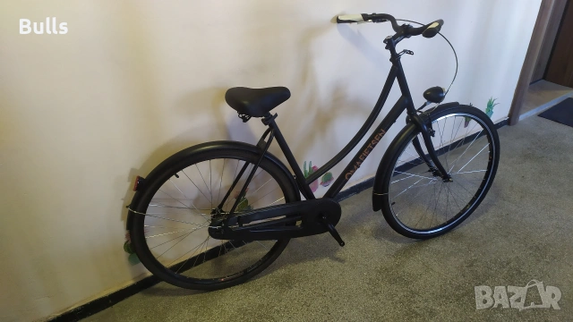 класически дамски велосипед