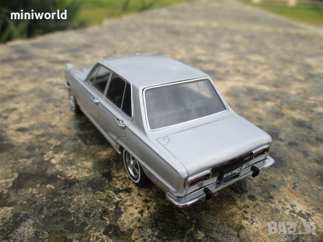 Nissan Skyline MkIII 2000GT-R GC10 - мащаб 1:43 на EBBRO моделът е нов в PVC дисплей-кейс, снимка 9 - Колекции - 52164246