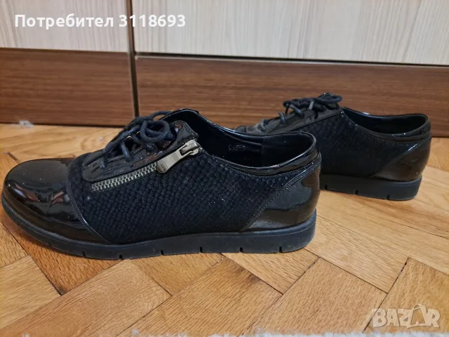 Елегантни дамски обувки