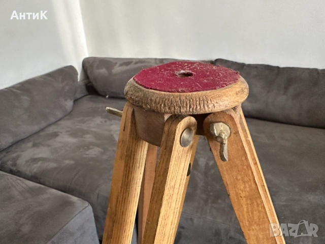 Винтидж Дървена Тринога Статив, снимка 7 - Антикварни и старинни предмети - 54326913