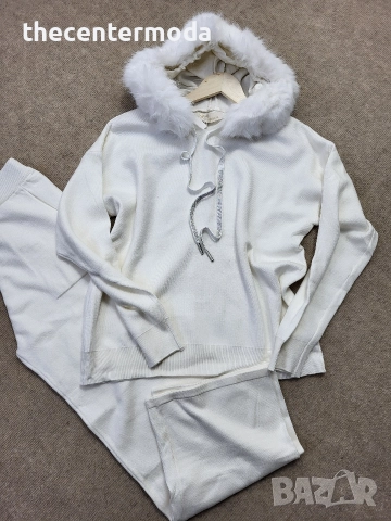 Дамски мек комплект 