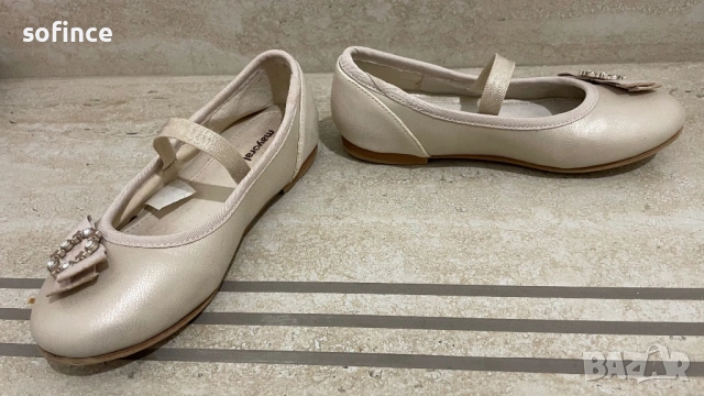 Златни пантофки с панделка и кристали за момиче Майорал/Mayoral  в златисто , снимка 4 - Детски пантофи - 53081999