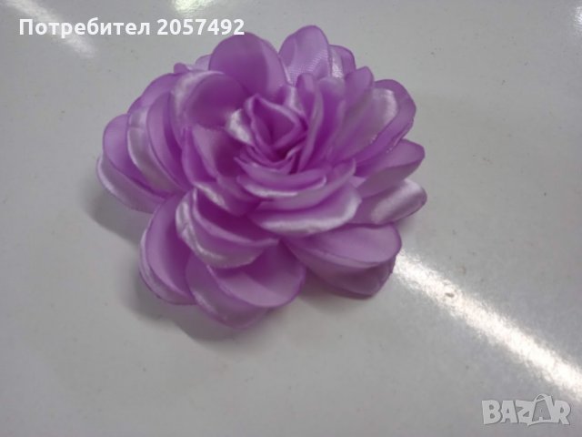 Обемни рози от сатен