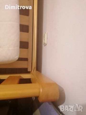 Употребявано единично дървено легло 90 x 200 см + двулицев матрак Тед + подматрачна рамка, снимка 5 - Спални и легла - 52412853
