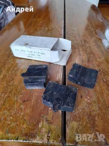 Стари дискови спирачки,феродо Шкода 100,105,120, снимка 3 - Други ценни предмети - 52204363