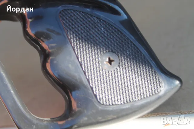 Италиански въздушен пистолет ''Umarex Comander'', снимка 13 - Въздушно оръжие - 47498008