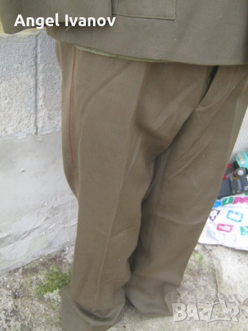 Офицерска униформа от соца, снимка 9 - Антикварни и старинни предмети - 54180933